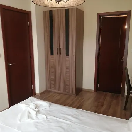 голдън лайн Hotel de apartamente